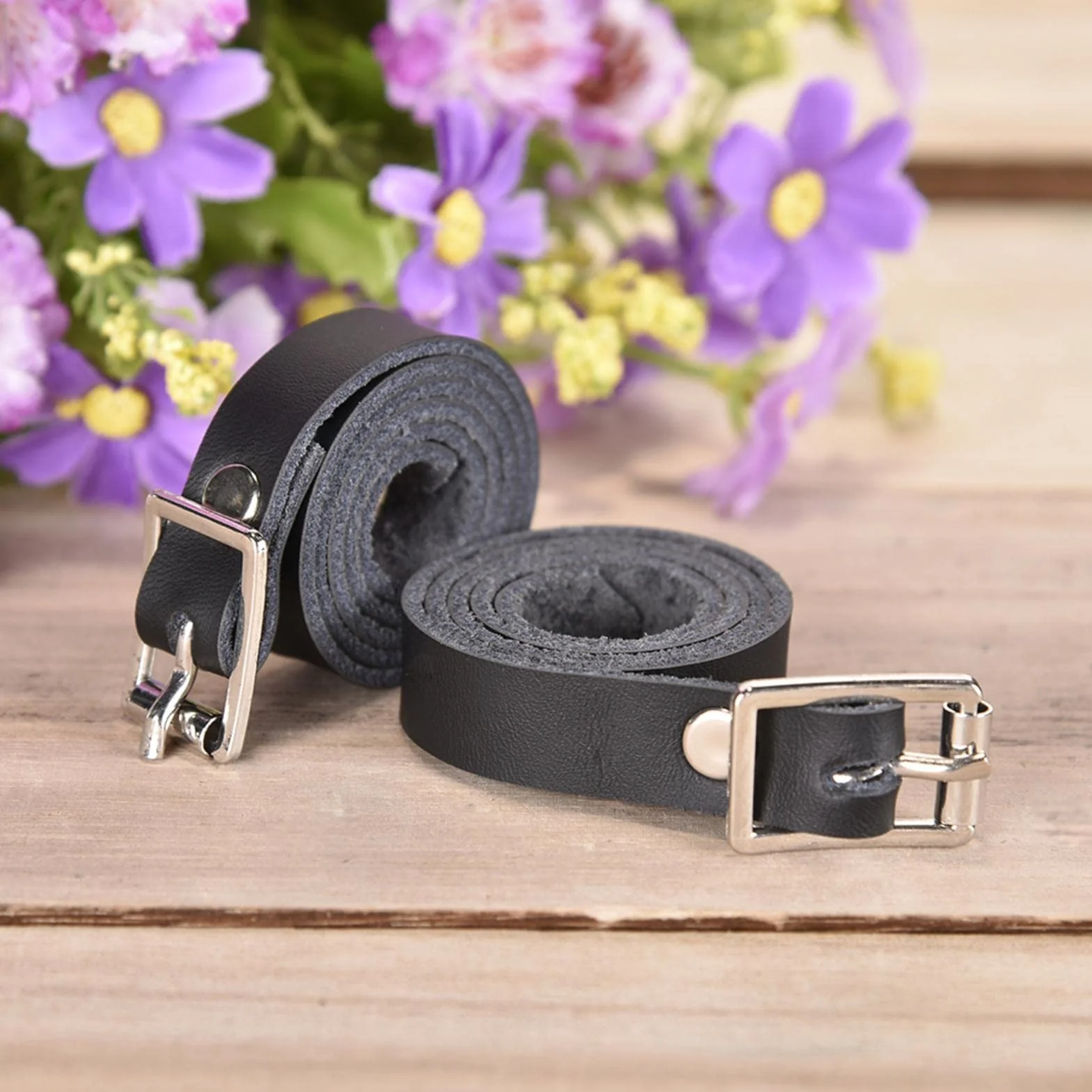 Keptfeet Cinghia dello sperone | Cintura con sperone Inglese con Fibbia in Metallo Regolabile - Western Uomo Donna Cinghie per Stivali Latigo Stivale in Pelle Speroni per Equitazione