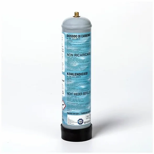 Kit impianto acquario: bombola CO2 600 gr. M10x1 con piedino + riduttore di pressione a 2 manometri + tubo