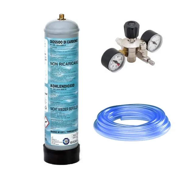 Kit impianto acquario: bombola CO2 600 gr. M10x1 con piedino + riduttore di pressione a 2 manometri + tubo