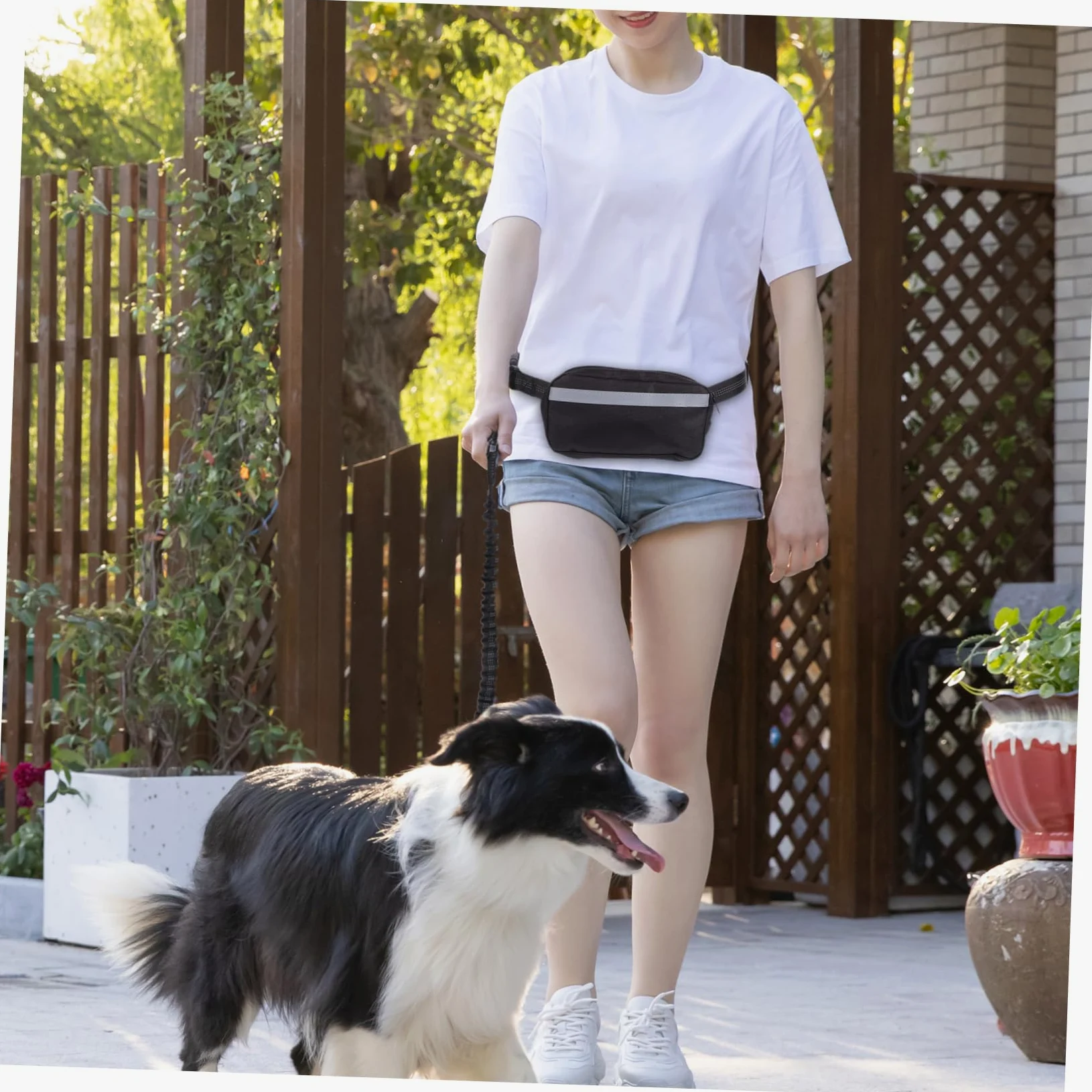 TOYANDONA Guinzaglio da Corsa per Cani Elastico Antiurto Riflettente per Sicurezza con Marsupio da Jogging per Accessori Essenziali per Passeggiate e Attività all Aperto