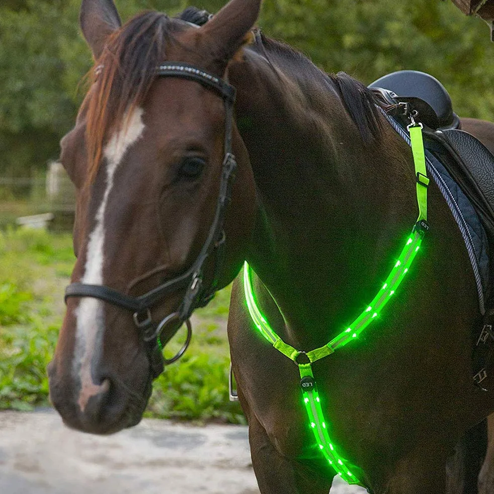 Imbracatura per Cavalli LED, Collare per pettorale per Cavalli, Alta visibilità, per l'equipaggiamento di Sicurezza Regolabile