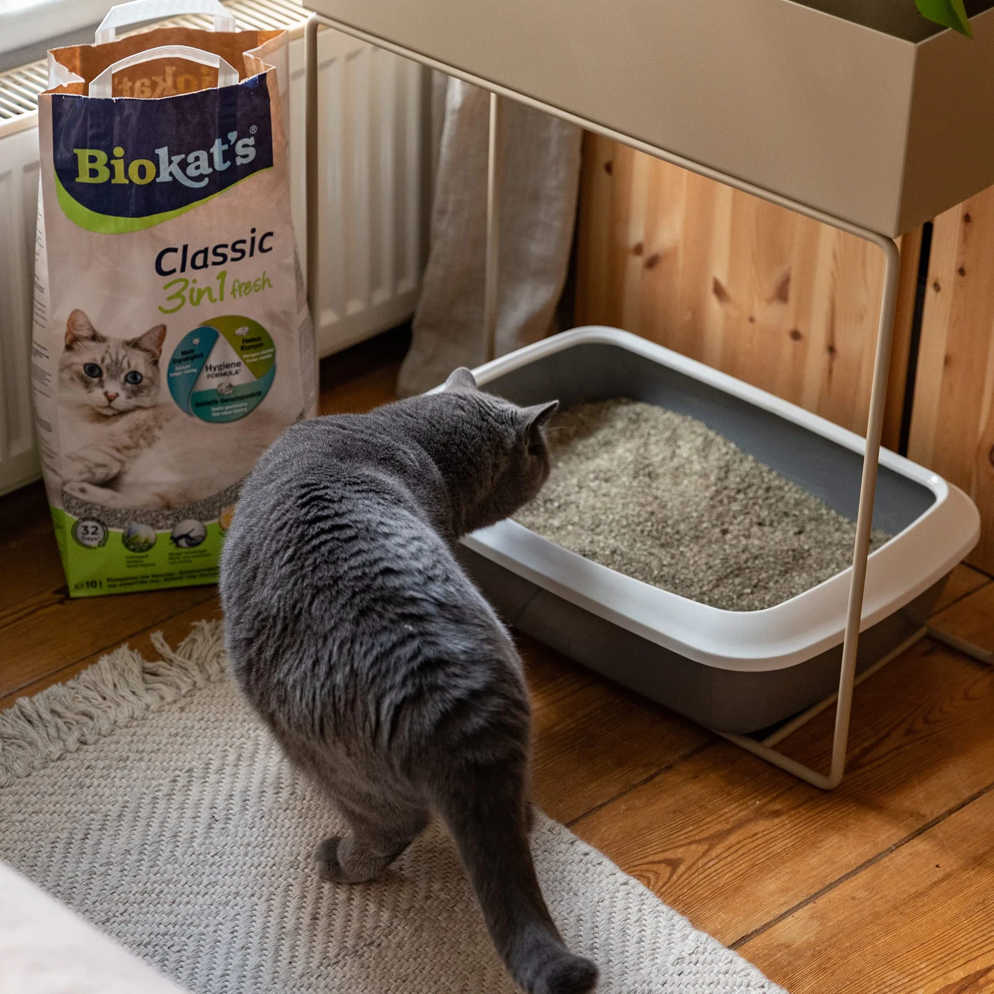 Biokat's Classic fresh 3in1 con profumo di vera, Lettiera agglomerante con 3 diverse dimensioni di grani, 1 sacco, 1 x 10 L