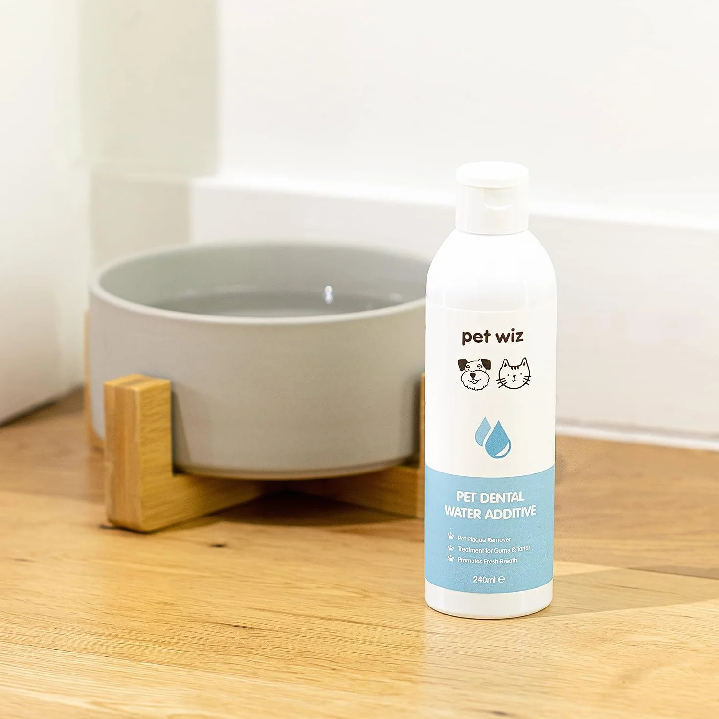 Pet Wiz Additivo per Acqua Dentale per Cani e Gatti, combatte l'alito Cattivo, rimuove placca e tartaro, promuove Gengive Sane, 240 ml