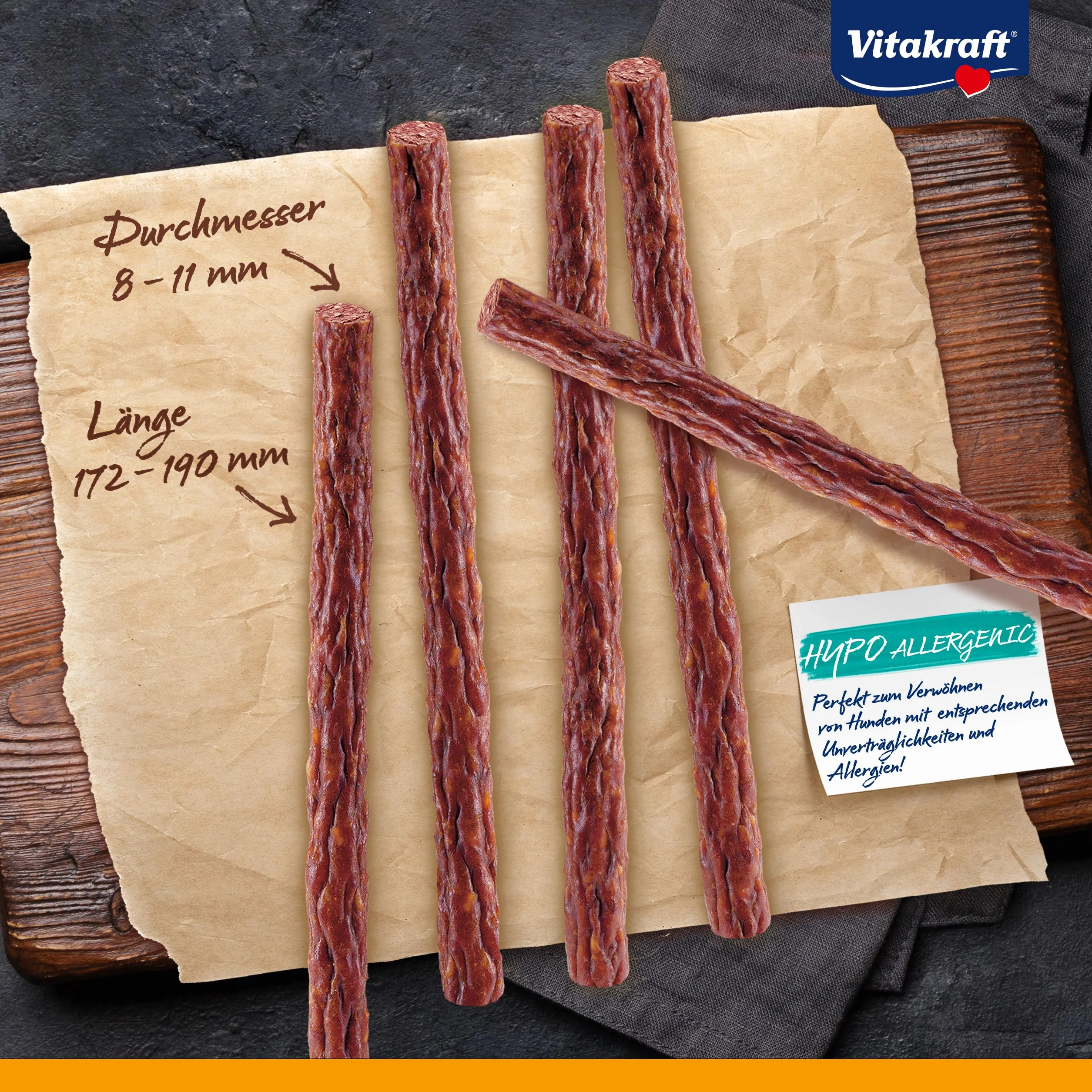 Vitakraft Bastoncino di manzo ipoallergenico, ideale per intolleranze, con tacchino e struzzo, in formato da conservazione (50x 12g)