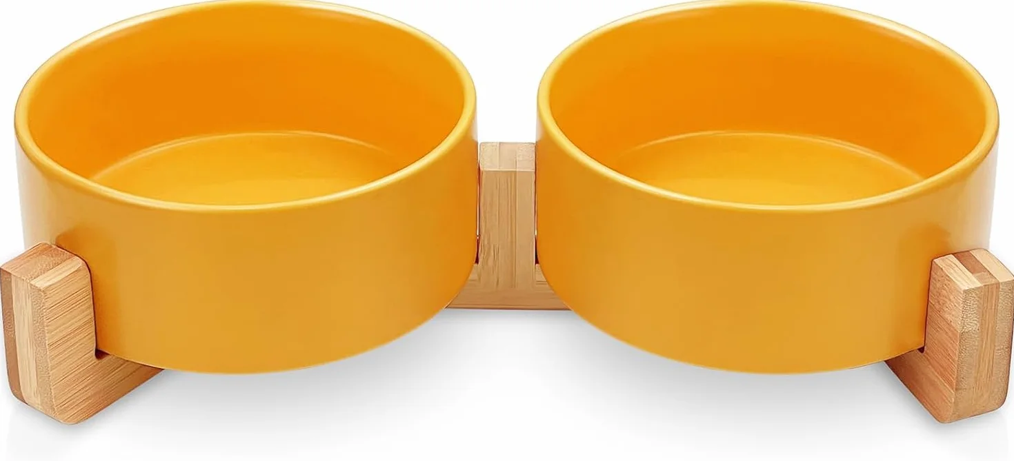 Ceramiczne podwójne miski dla małych kotów i psów, 12.8cm, 2x400ml, bambusowa podstawa antypoślizgowa, żółte