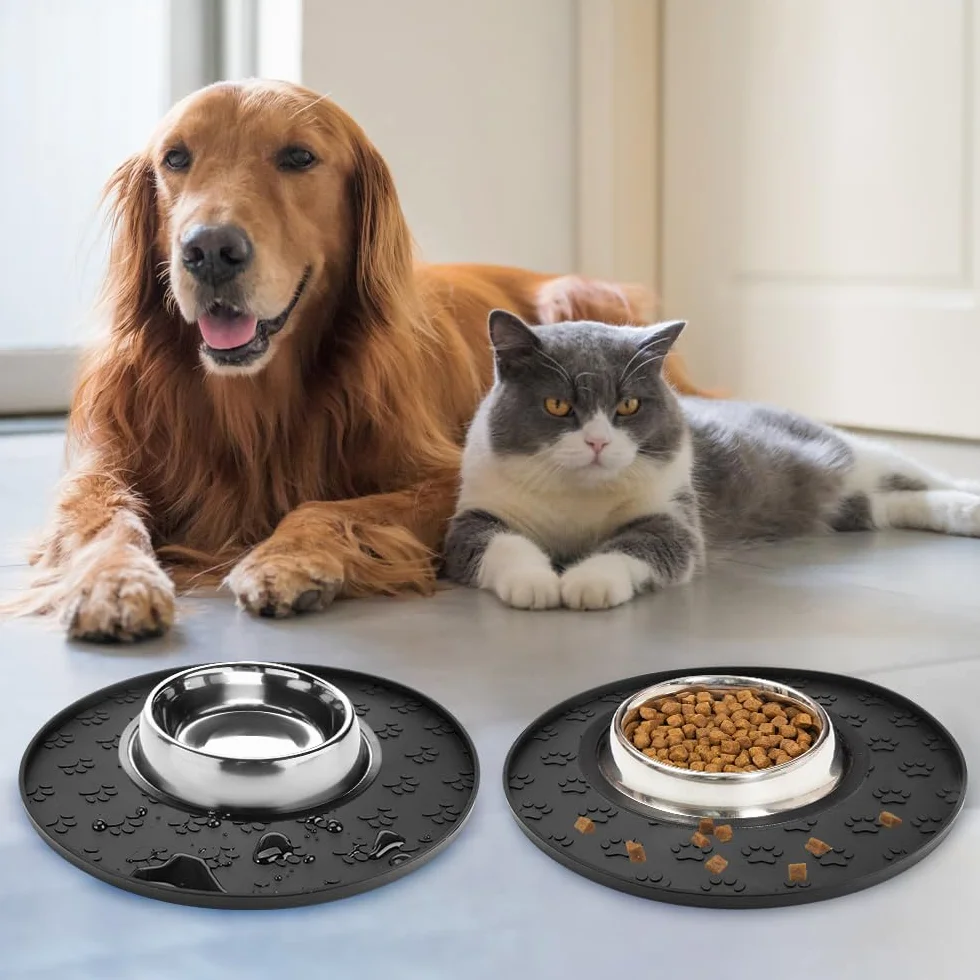 2 Pezzi Nero Sottociotola per Cani, 27,5x27,5x1cm Rotondo Tappetino Ciotole Gatto, Tappetino Ciotola Cane Antiscivolo, Impermeabile Tappetini Sottociotola, per Animali Domestici Medi e Piccoli