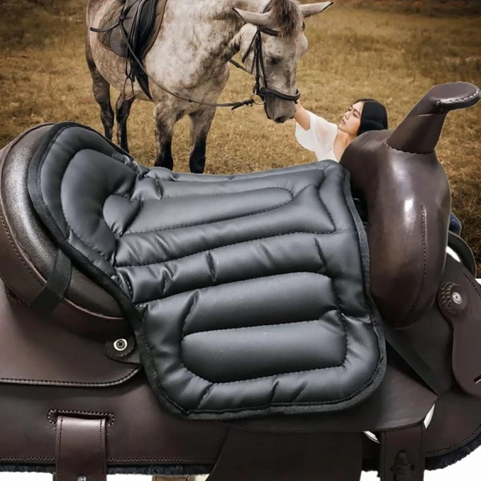 Sella Western (45 * 55 Cm), Sella per Cavallo, Ispessente/Resistente all'Usura, Assorbimento degli Urti/Antiscivolo, Realizzata in Memory Foam PU, per Tutte Le Selle,Brown