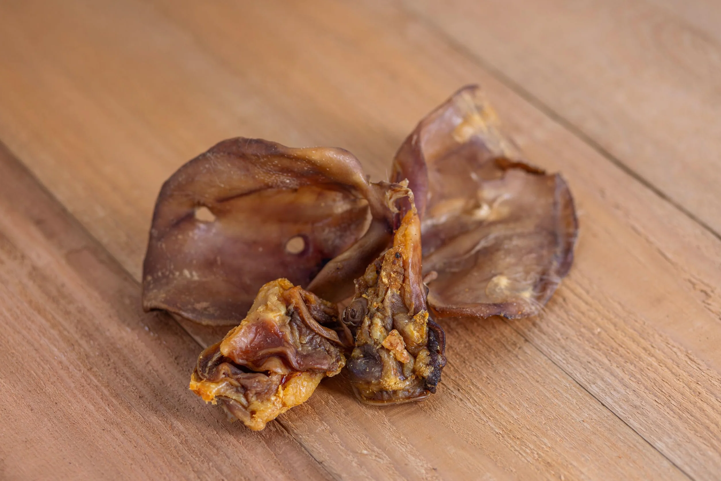 Kerbl Orecchie di Maiale Spuntino da Masticare per Cani - 400 g