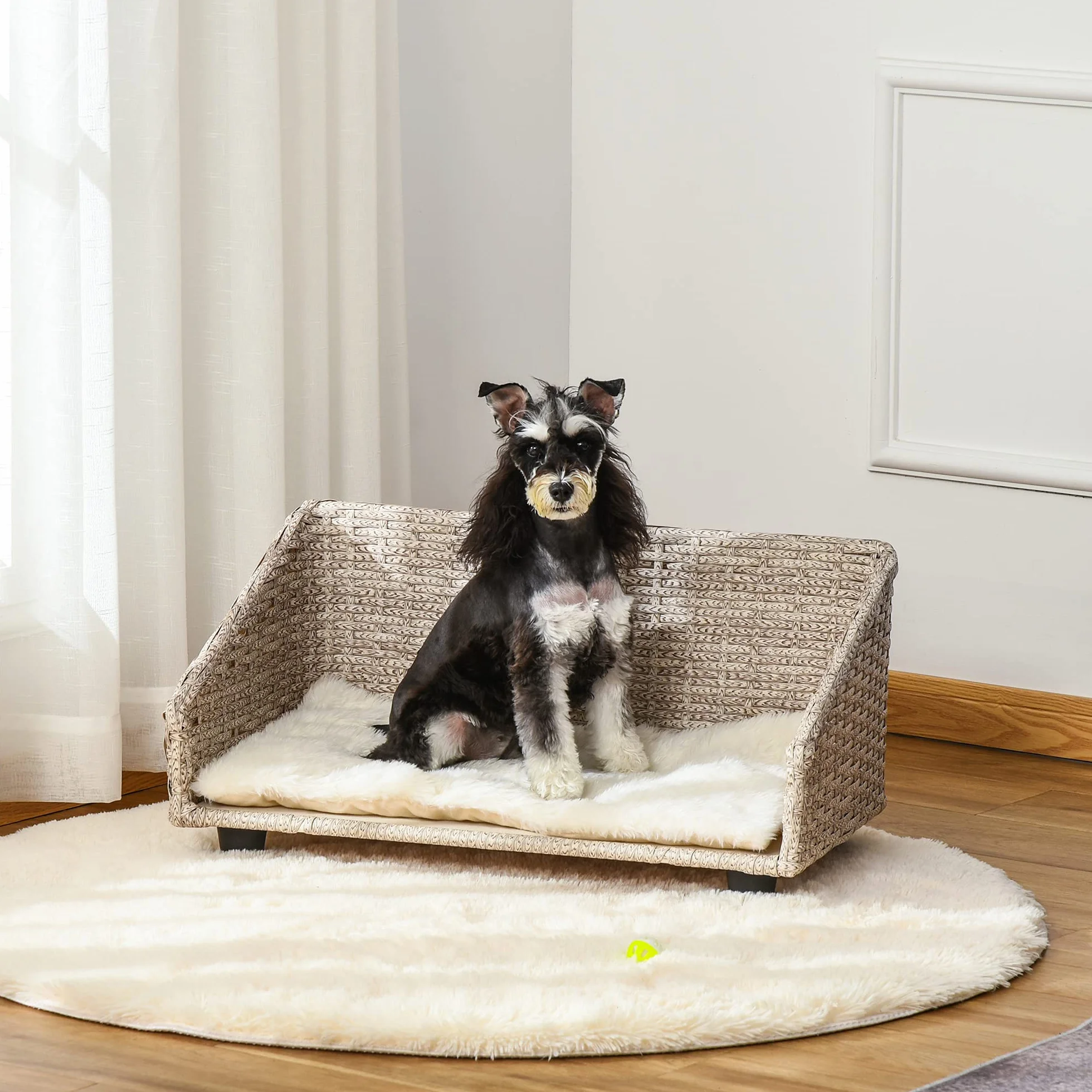 PawHut Cuccia per Cani e Gatti Rialzata in Rattan con Cuscino Lavabile Bianco, Lettino per Animali da Interno, 70.5x40x37.5cm, Beige