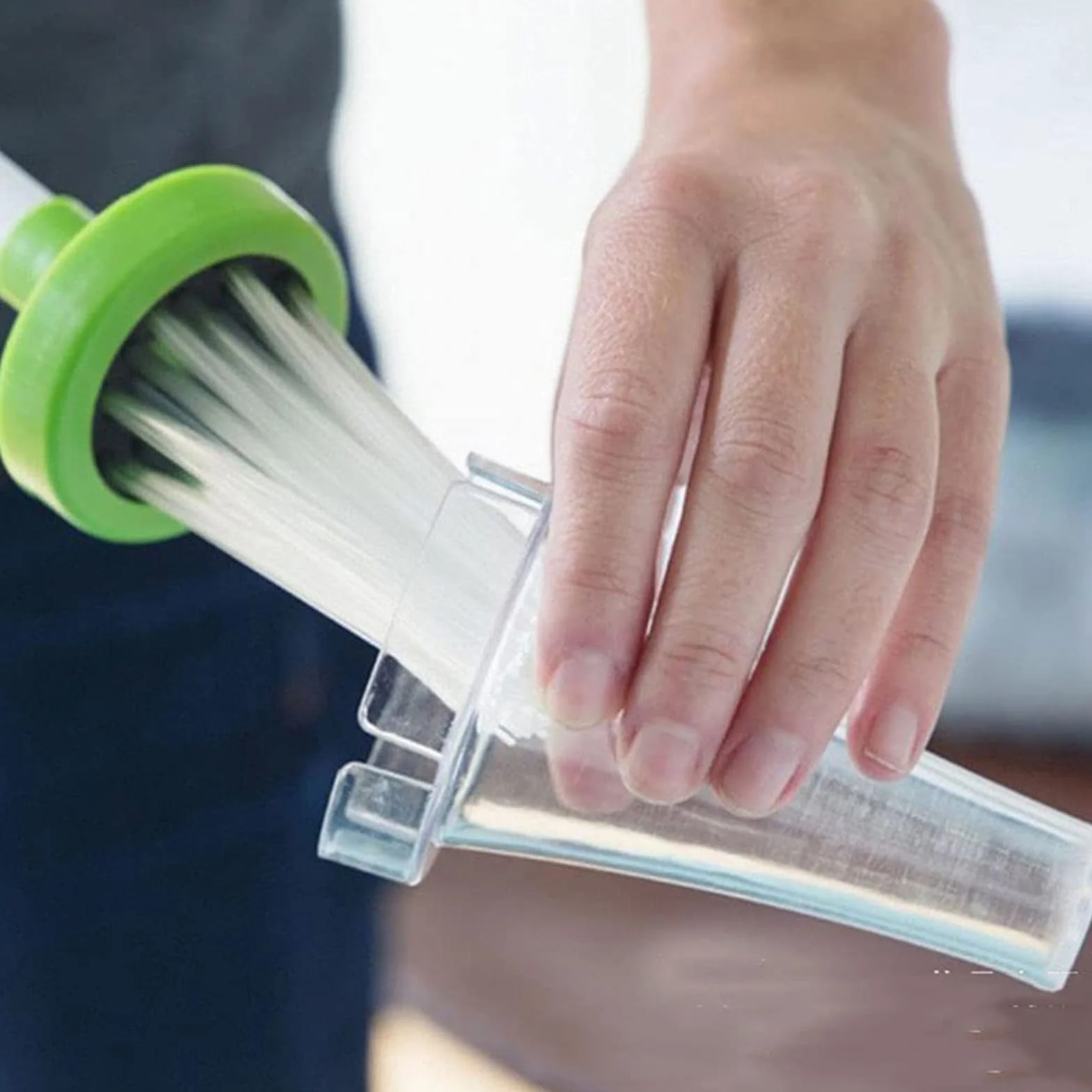 Genérico Catching Tool – Humane Grabber For Spiders| Spider Catcher Easy To Catch Fly Catcher Indoor Catching Soft Fibres Trapper Safely Humanely Grabs Home Wasps Spiders Bees and Other Place Use