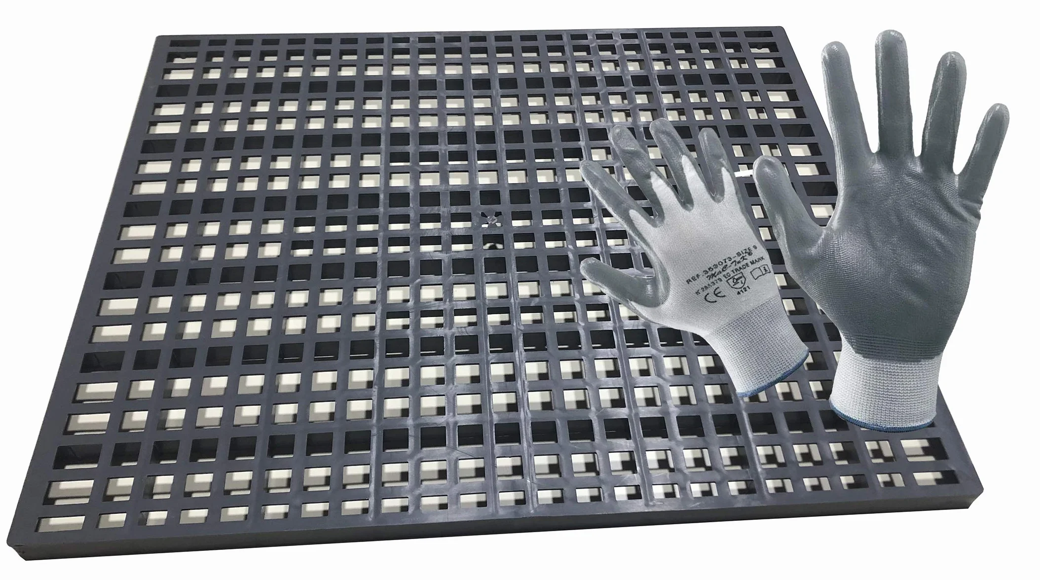 Conigli Fondo Posatoio Monoblocco in PVC per Gabbie Conigliere. Kit da 2 Pezzi. Omaggio Guanti da Lavoro in NBR. Cm 45,6 x 54,3 x H 1,9