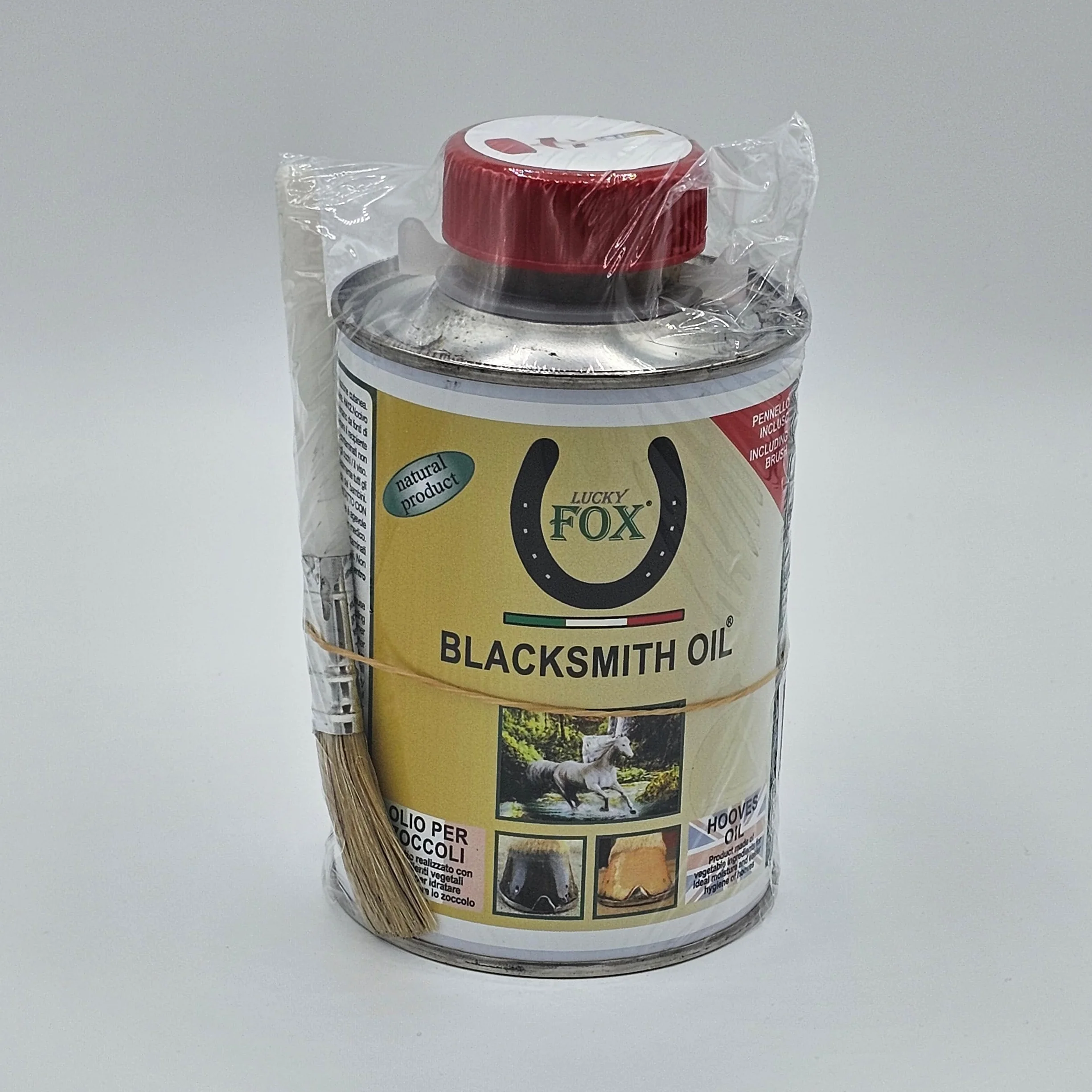 Lucky Fox BLACKSMITH OIL, Idratante per lo Zoccolo del Cavallo, Garantisce Elasticità allo Zoccolo, Crea una Barriera Naturale agli agenti esterni, 500ml