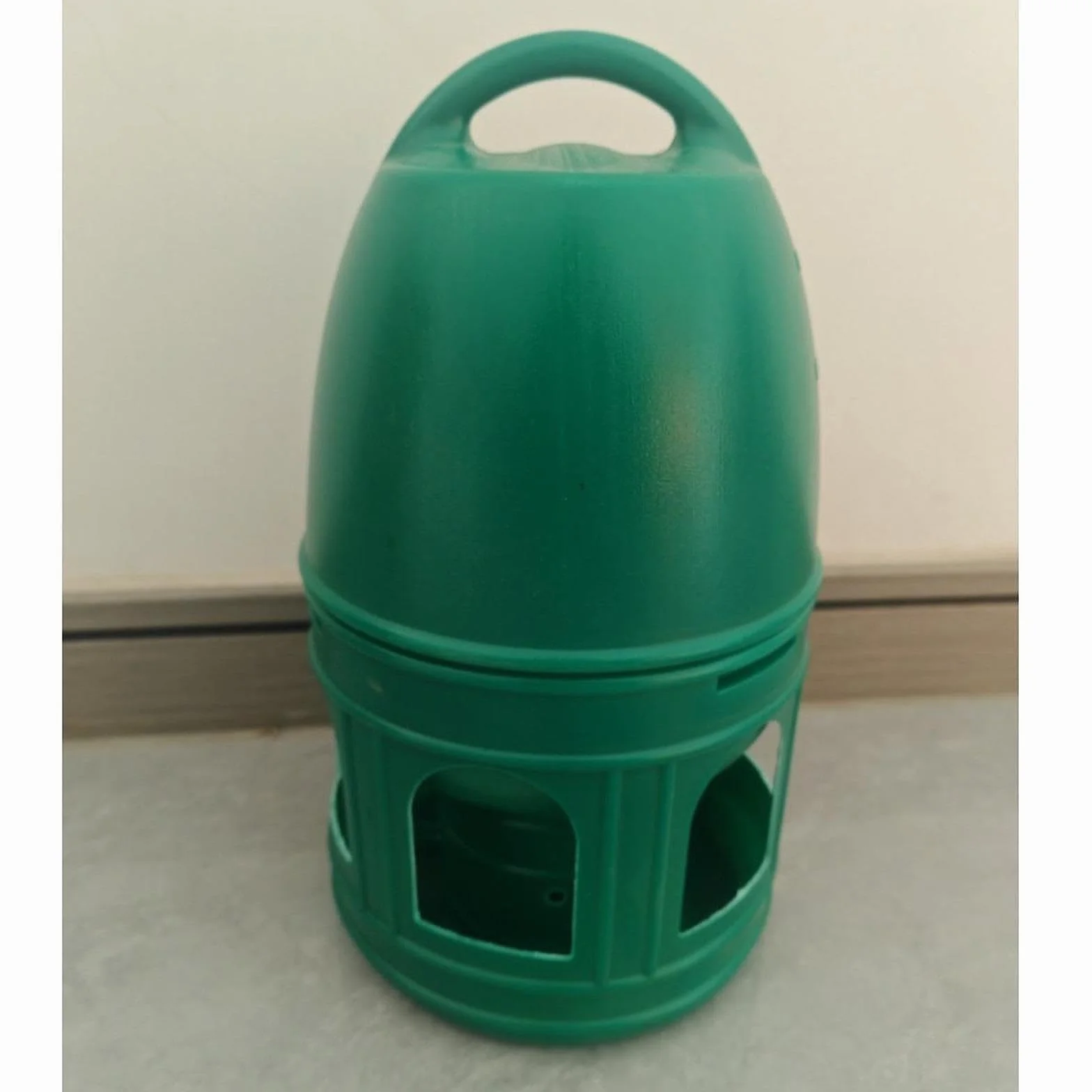 predolo Abbeveratoio per Uccelli/Anatra Pollo Quaglia Distributore d'Acqua Alimentatore Automatico con Manico sospeso/Abbeveratoio di Grande capacità, Verde 3L